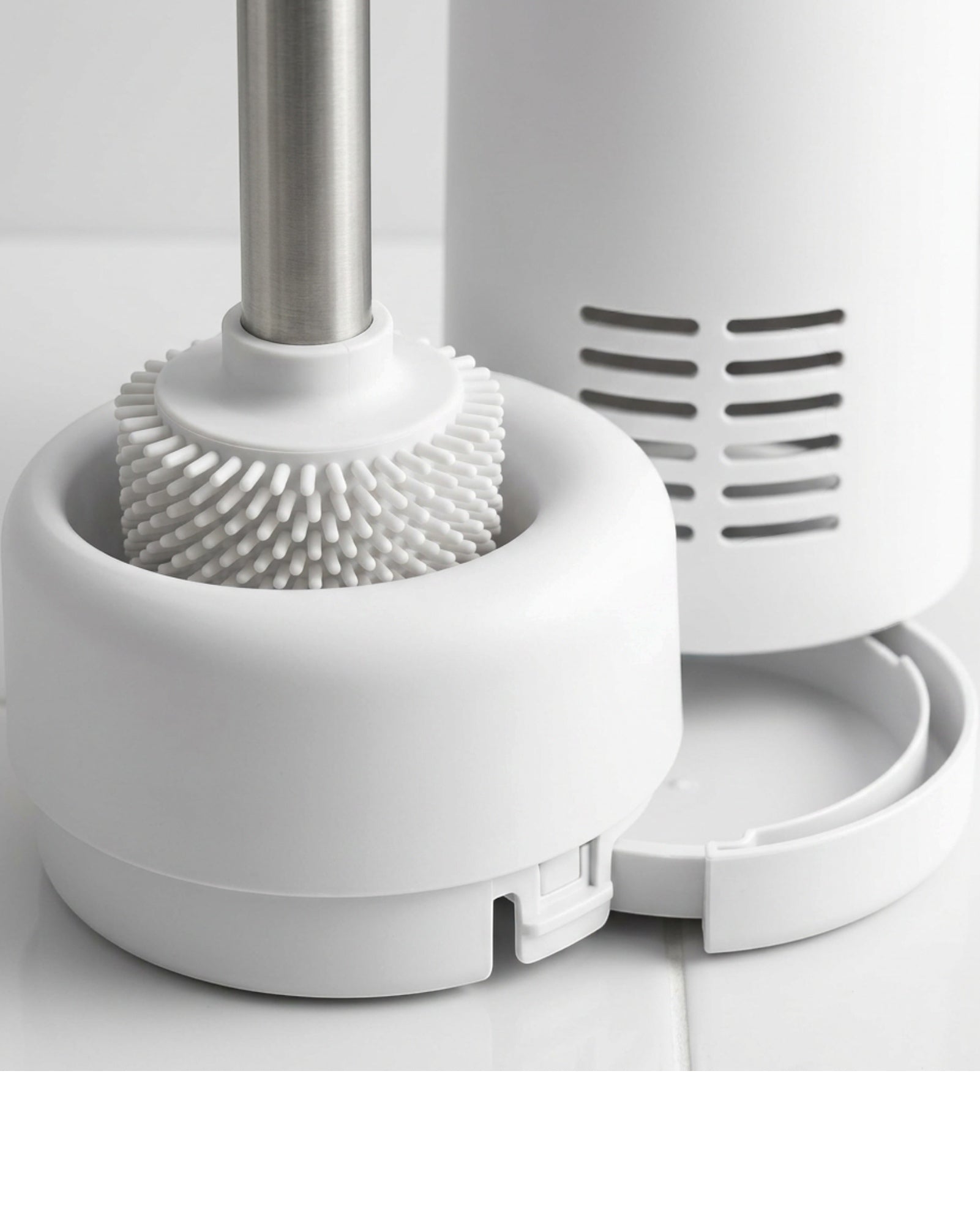 Lyvr Round Silicone Toilet Brush with Cylindrical Holder White - Detail view